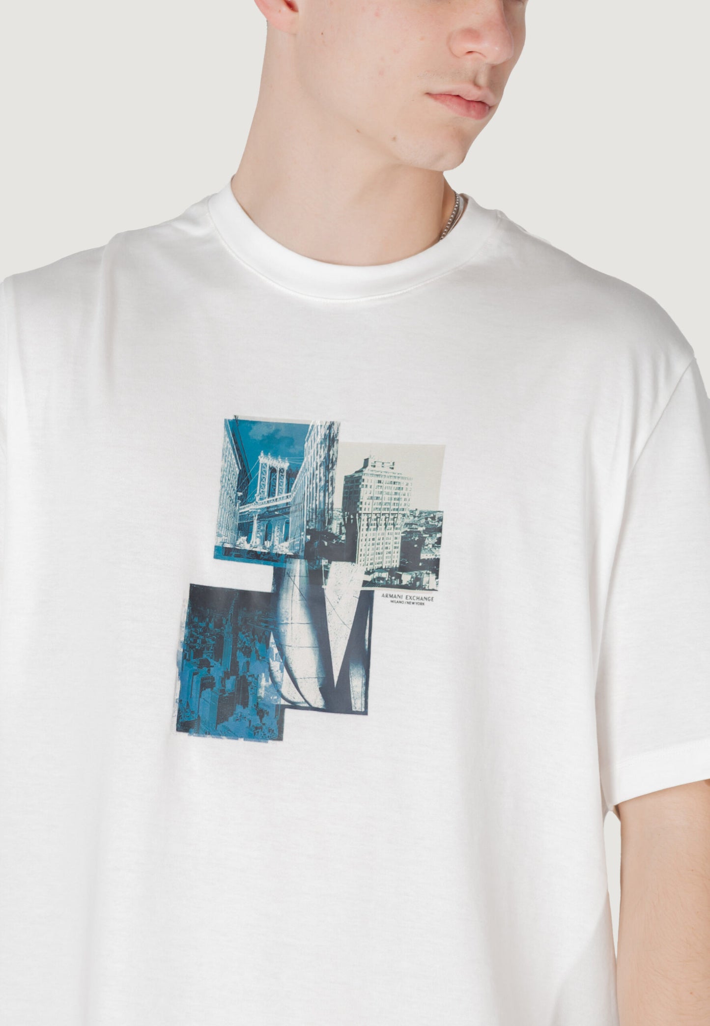 Armani Exchange - T-shirt regular fit con stampa fotografica - XM000269AF12112U0009