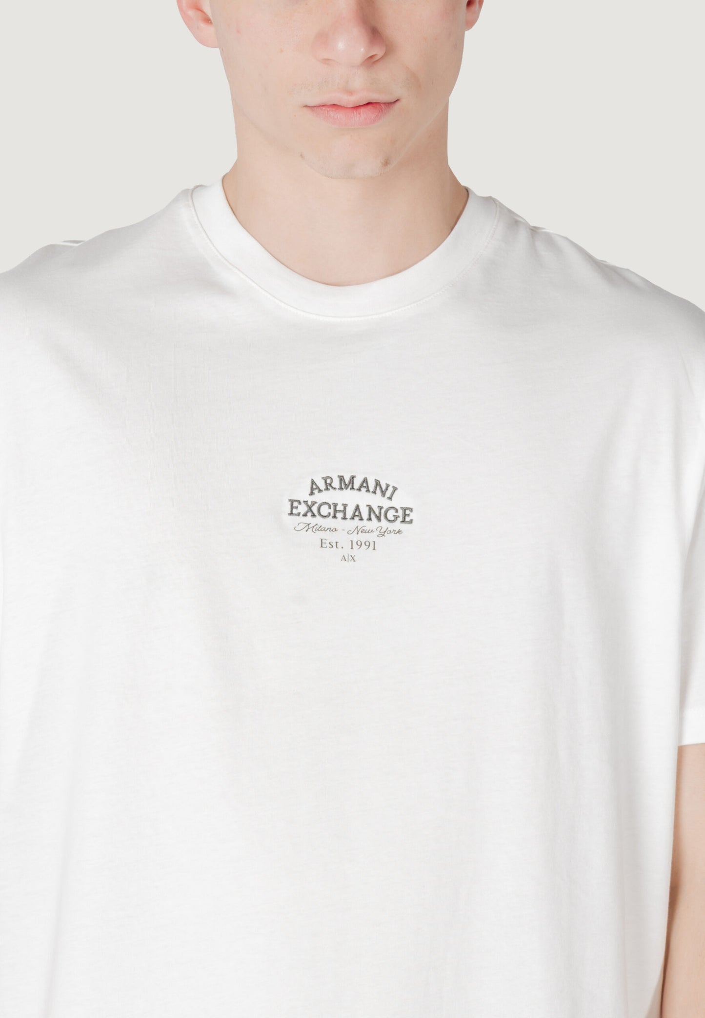 Armani Exchange - T-shirt regular fit in cotone con logo - XM000761AF12308U0009