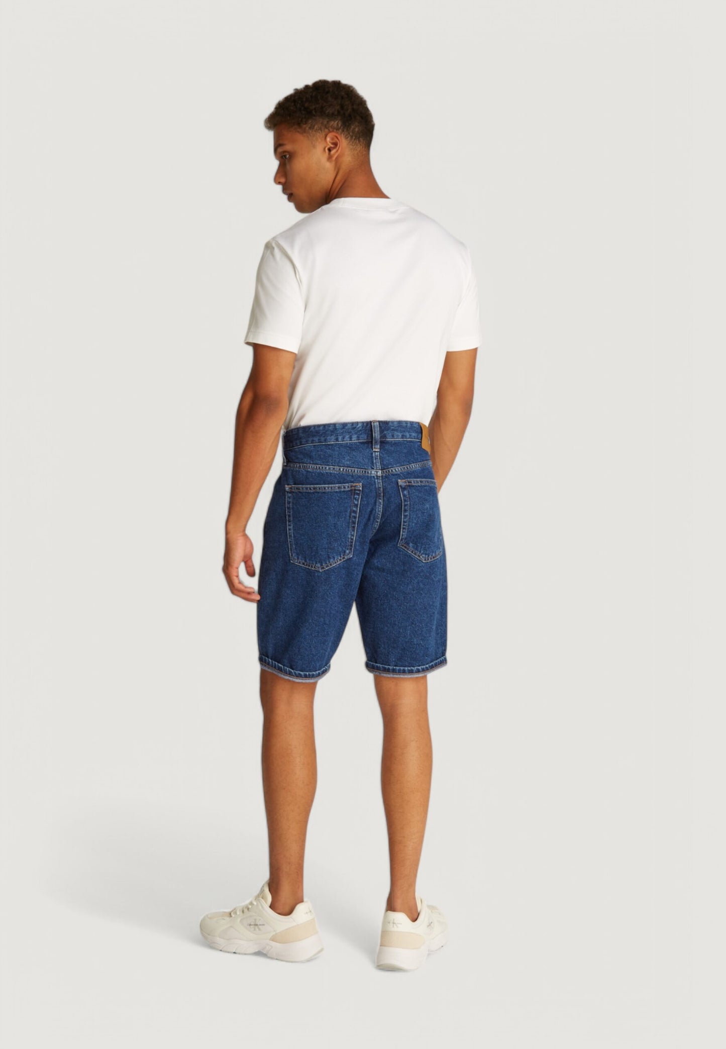 Calvin Klein Jeans - Pantaloncini di jeans taglio - J30J3271921BJ