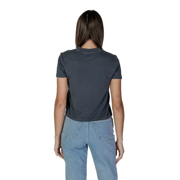 Calvin Klein Jeans - T-shirt con logo lavata slim - J20J224988PT2
